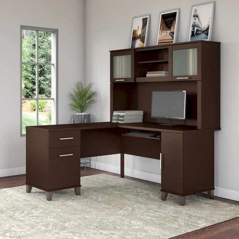 Bureau d'angle avec étagère de rangement