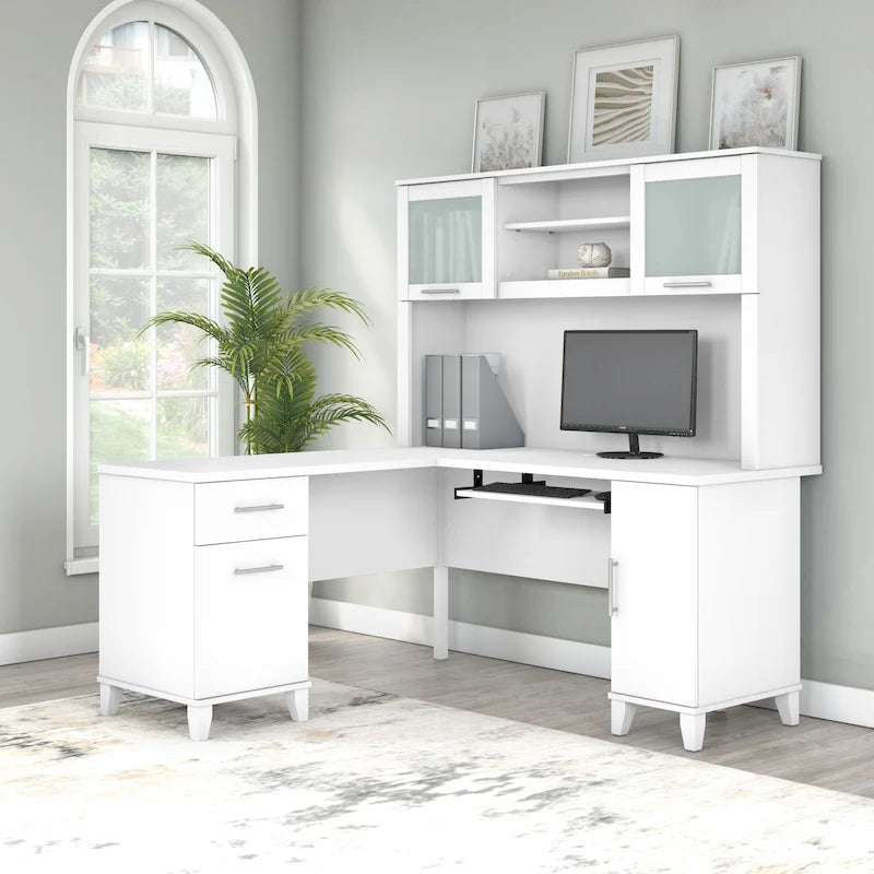 Bureau d'angle avec étagère de rangement
