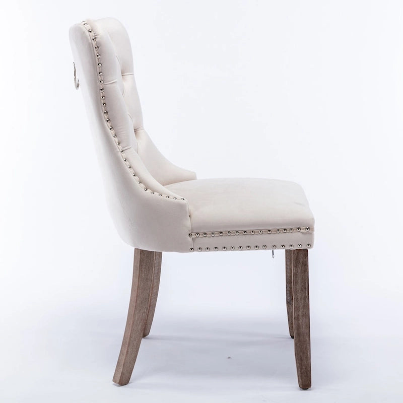 Chaise de salle à manger contemporaine haut de gamme en velours capitonné avec pieds en bois et clous décoratifs, lot de 2 pièces.