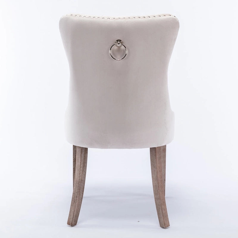 Chaise de salle à manger contemporaine haut de gamme en velours capitonné avec pieds en bois et clous décoratifs, lot de 2 pièces.