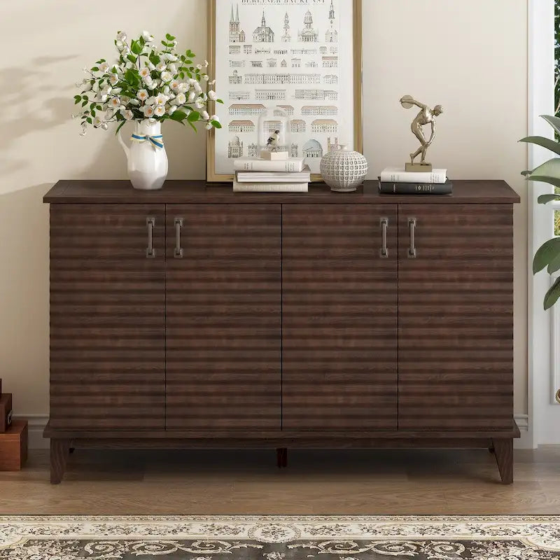 Grand buffet de rangement avec étagères réglables et poignées en métal
