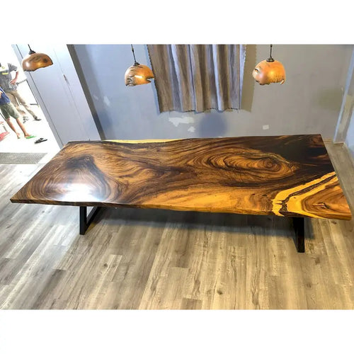 118 Grande table à manger Live Edge