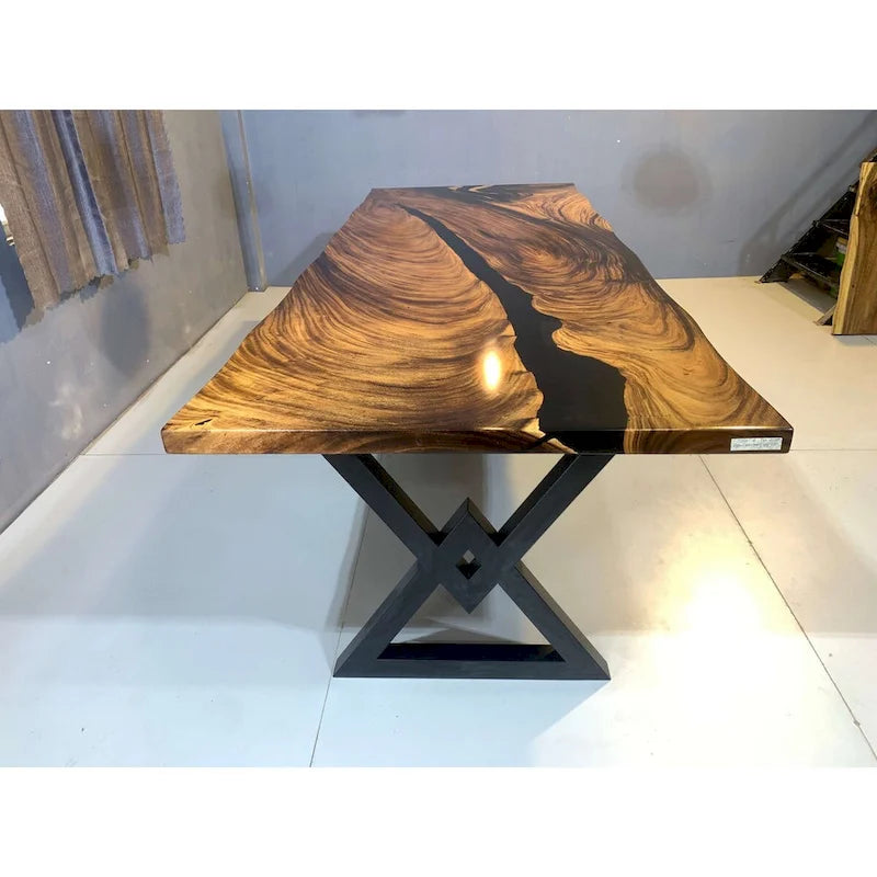 118 Grande table à manger Live Edge