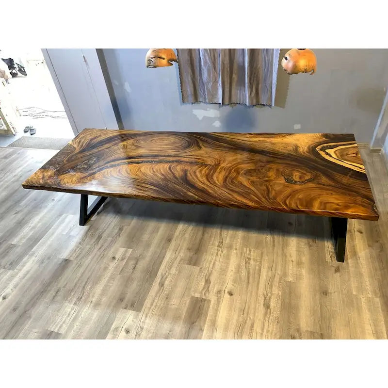 118 Grande table à manger Live Edge